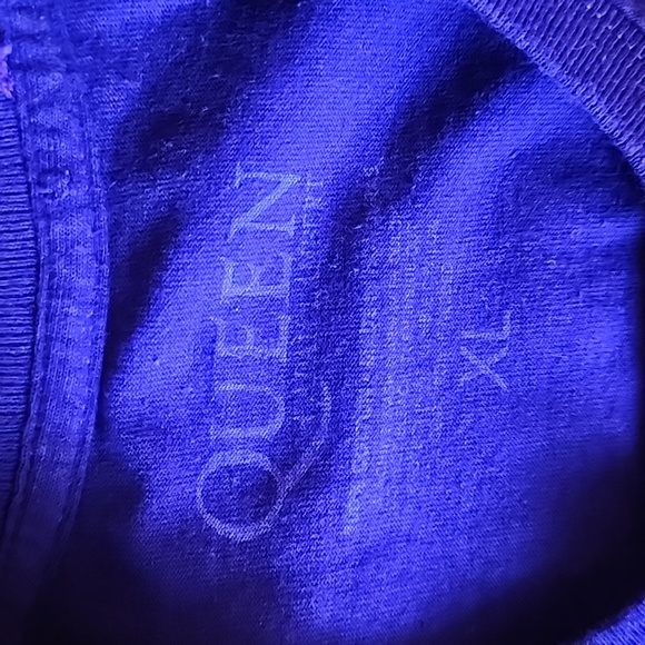 Queen and Adam Lambert Rhapsodie tour shirt size XL - Picture 12 of 14